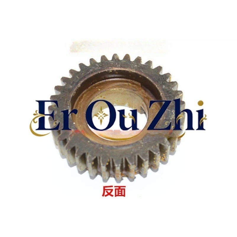 Milling Machine X62W/X6132A Universal Milling Machine End Milling Head Is Connected To Large Flat Gear Z32