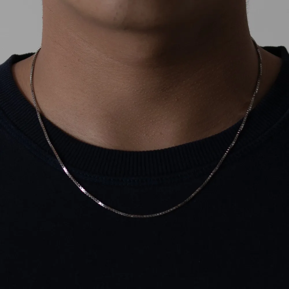 1,2mm Ultra Dünne Quadratische Kastenkette Halskette Einfacher Herrenschmuck aus Edelstahl Modische Schlüsselbeinkette Accessoires
