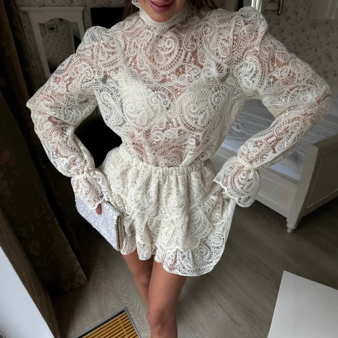 

Stylish Lantern Sleeve Turtleneck Diamond Mesh Sheer Women's Suit, Niche Tiered Skirt Two-Piece Trendy Outfit