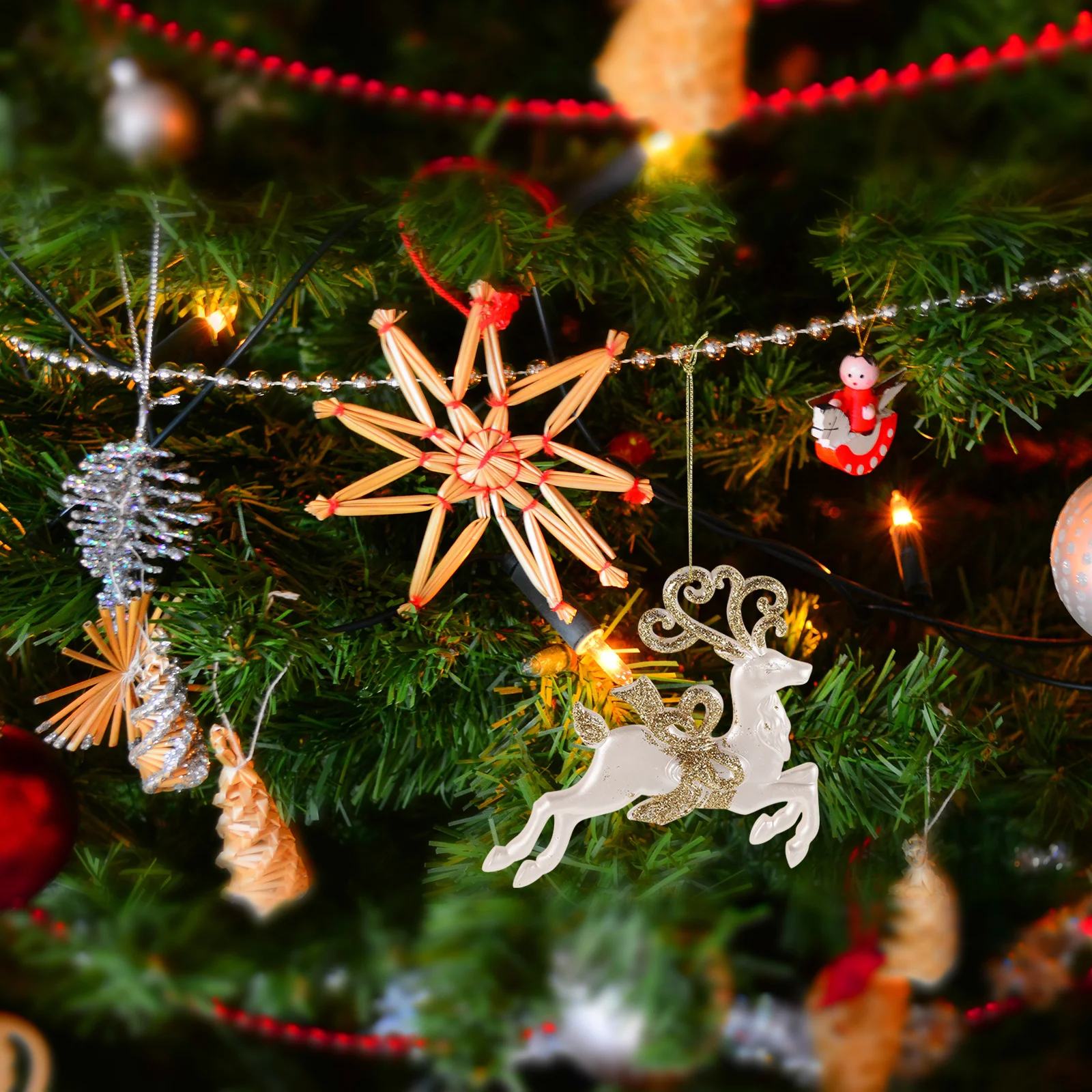 

Christmas Glittering Reindeer Hanging Ornament Xmas Tree Pendant Elegant Holiday Party Decor Reindeer Ornament Xmas Tree