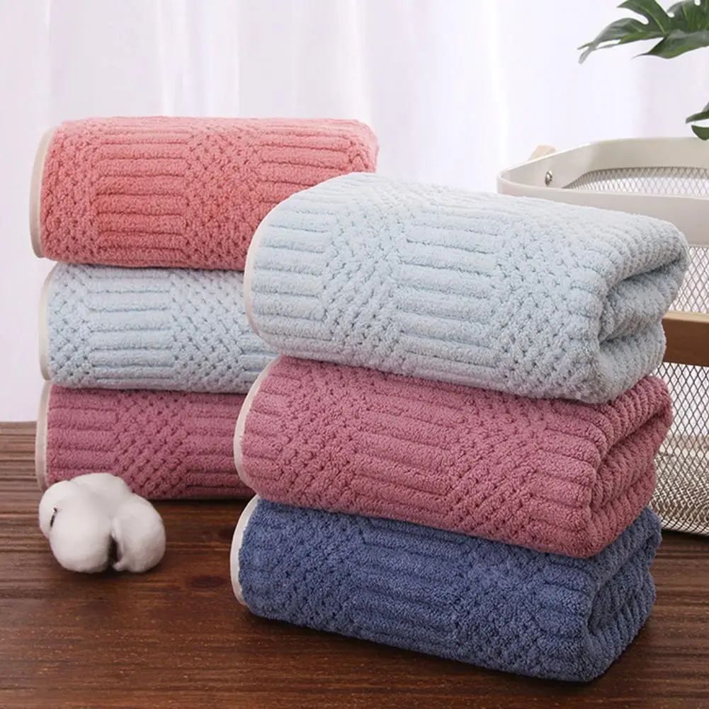 Compact Swim Towel Coral Velvet Bath Towel Plush Striped Design Highly Absorbent Quick Drying Beach Towel Lightweight Travel Gym
