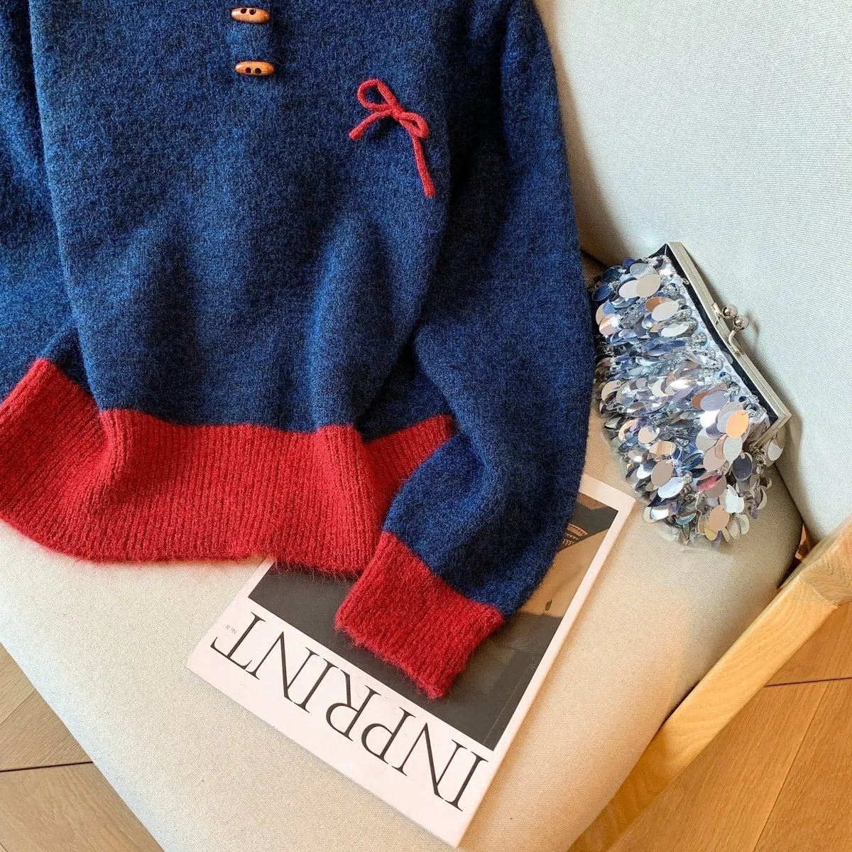 Maglione da donna Maglione lavorato a maglia color block Autunno Inverno Fiocco con bottoni decorativi Pullover girocollo Dolce top corto in maglia