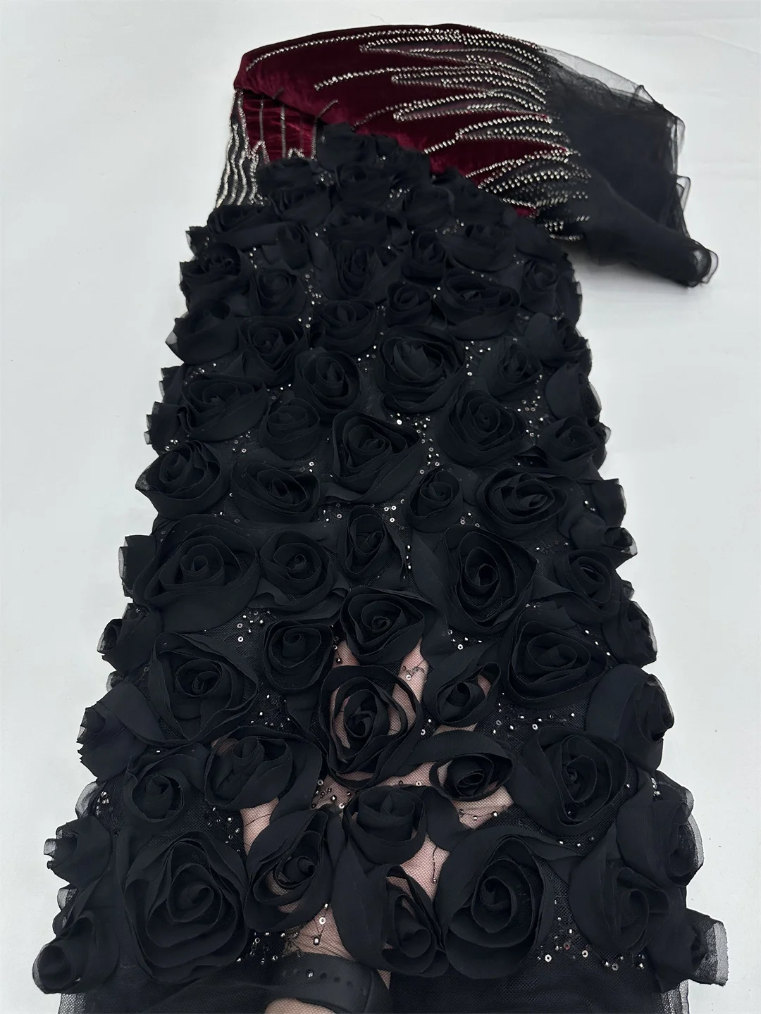Elegant African Heavy Beaded Sequins 3D Rose Flower Lace Fabric 2025 French Velvet Lace Fabric for Nigerian Sewing Wedding Dress