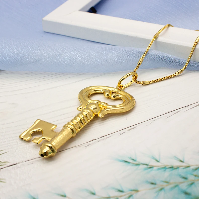 Pendant For Women Key Pattern Big Size With Chains Necklace 24K Gold Plated Fashion Jewelry Accessory High Quality Copper Gift