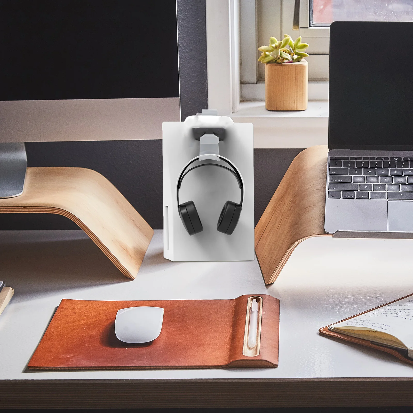 

Suspendable Gamepad Charging Base For Wall Mountable Headphone Hook Durable Abs Fast Safe Charging Station Game Controller