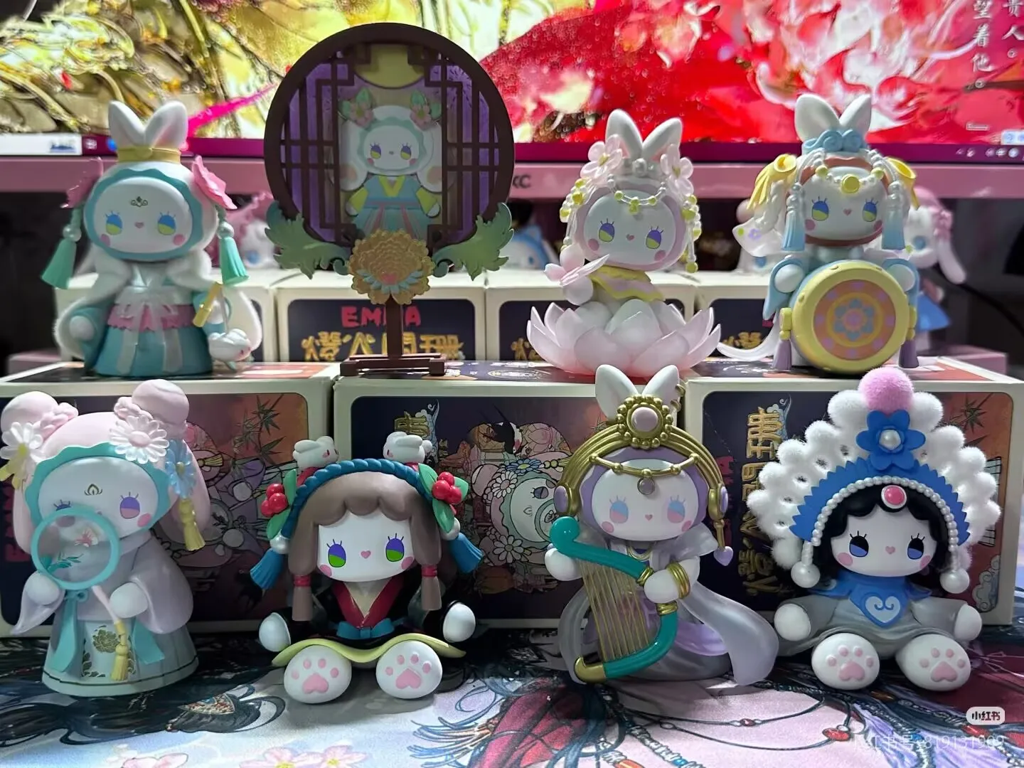 إيما V9 سر فوانيس الغابات سلسلة صندوق أعمى Kawaii عمل نموذج لجسم سطح المكتب زخرفة للفتيات هدية غامضة حقيقية