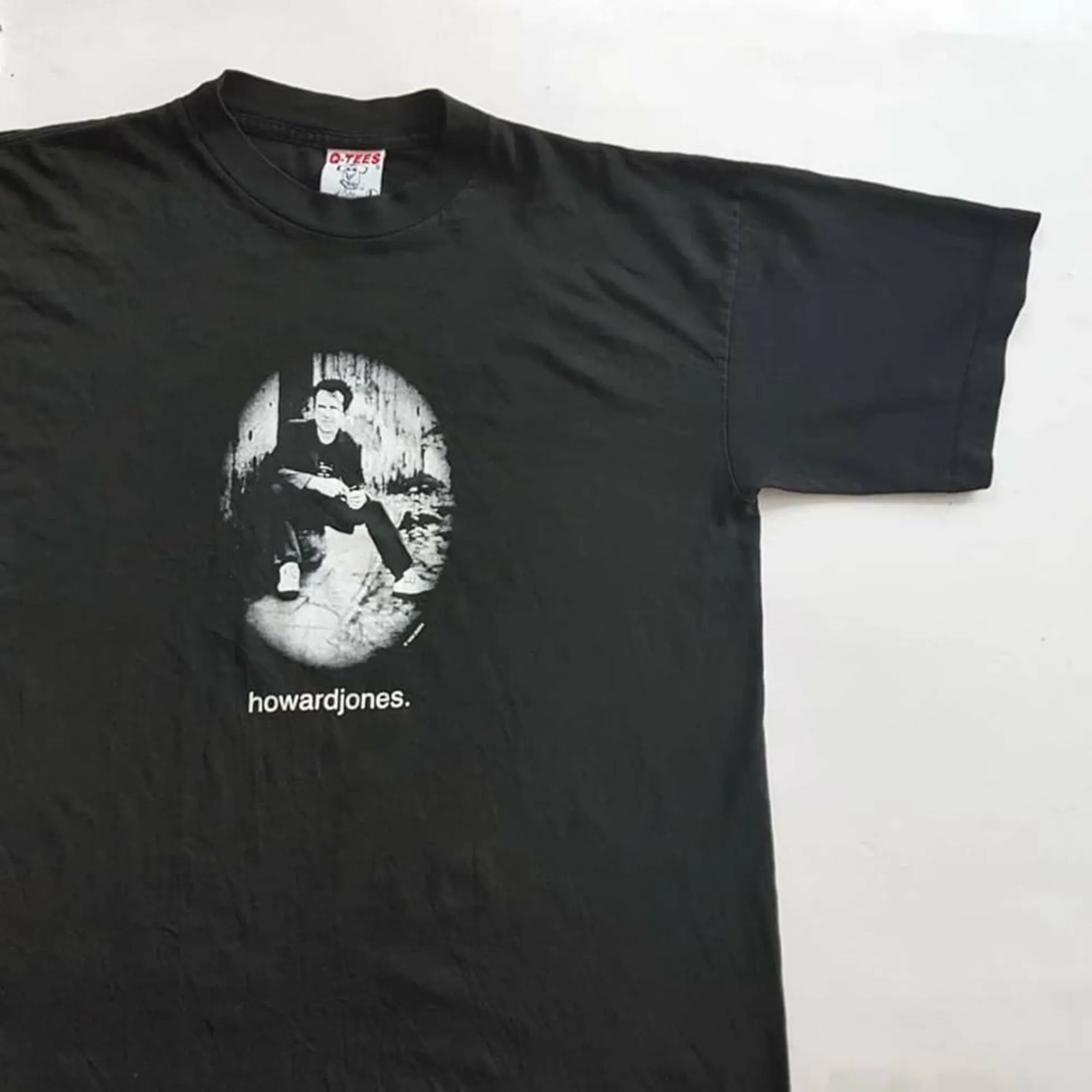 Vintage 1998 Howard Jones T Shirt size L (W 22 x L 29)