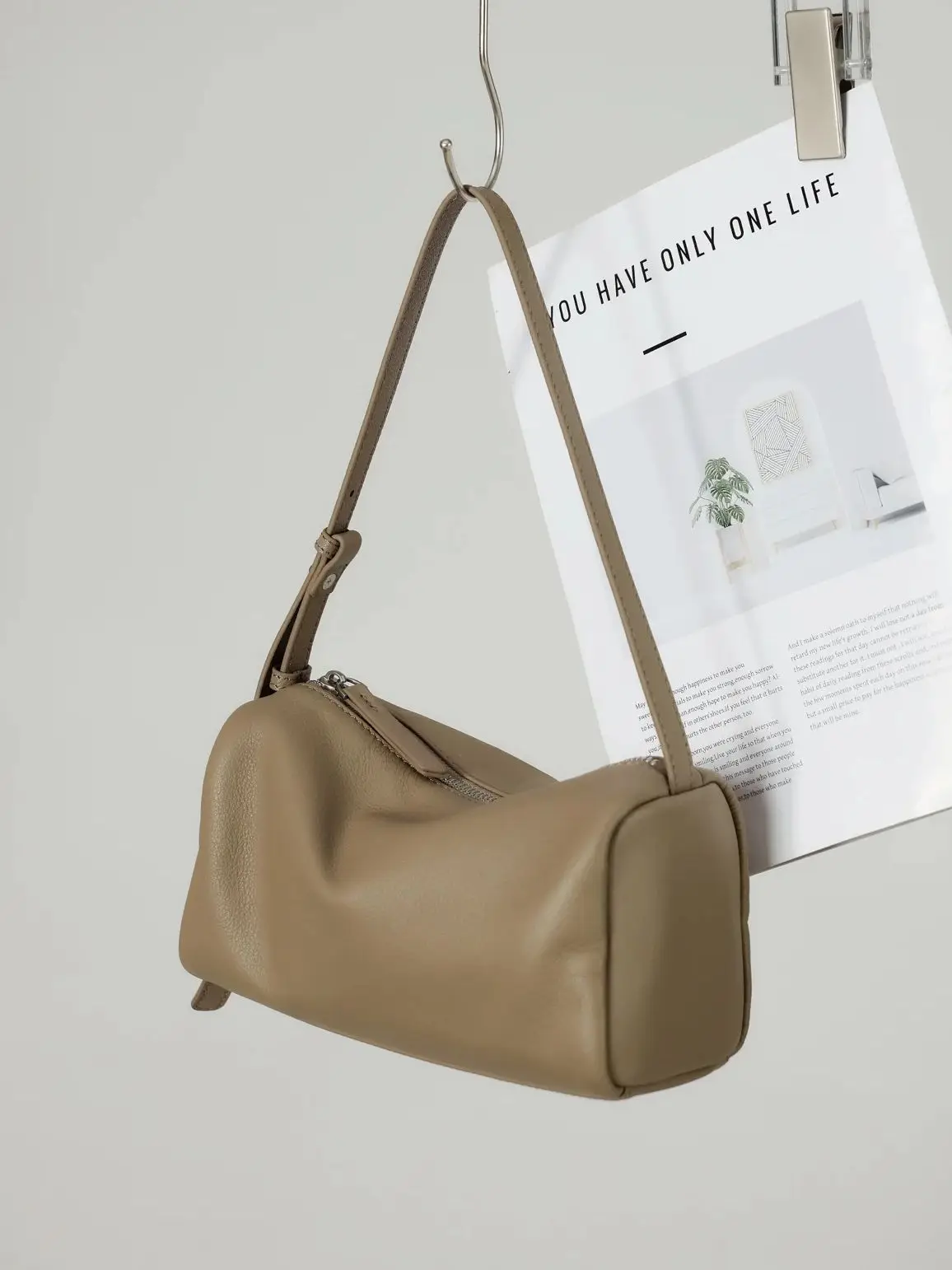 

Genuine Grade Leather Women's Small Handbag Luxury Designer Brand Ladies Shoulder Crossbody Purses Bag Female Underarm Bags 2026