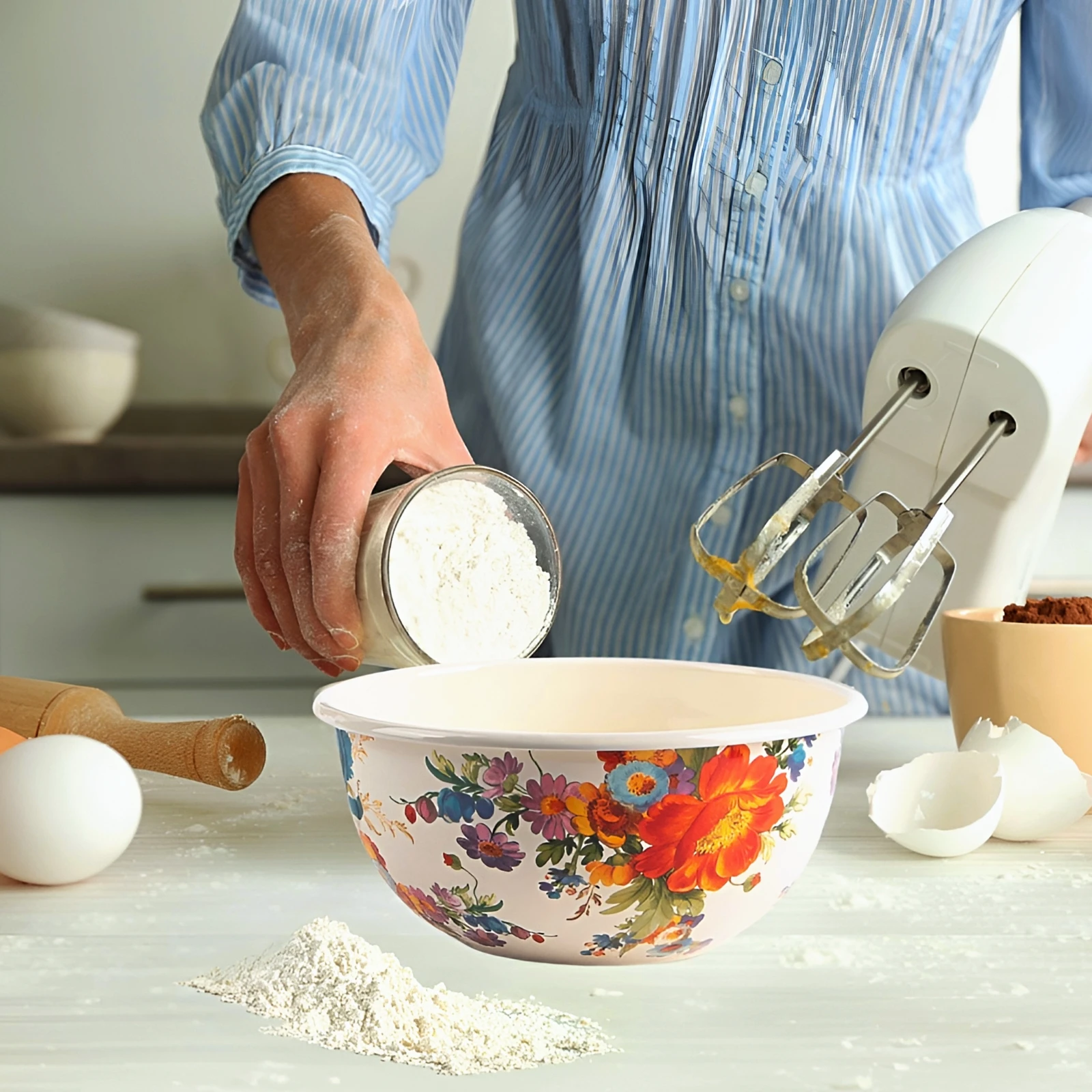 Healthy Life Starting from Here: Practical Enamel Salad Mixing Bowl