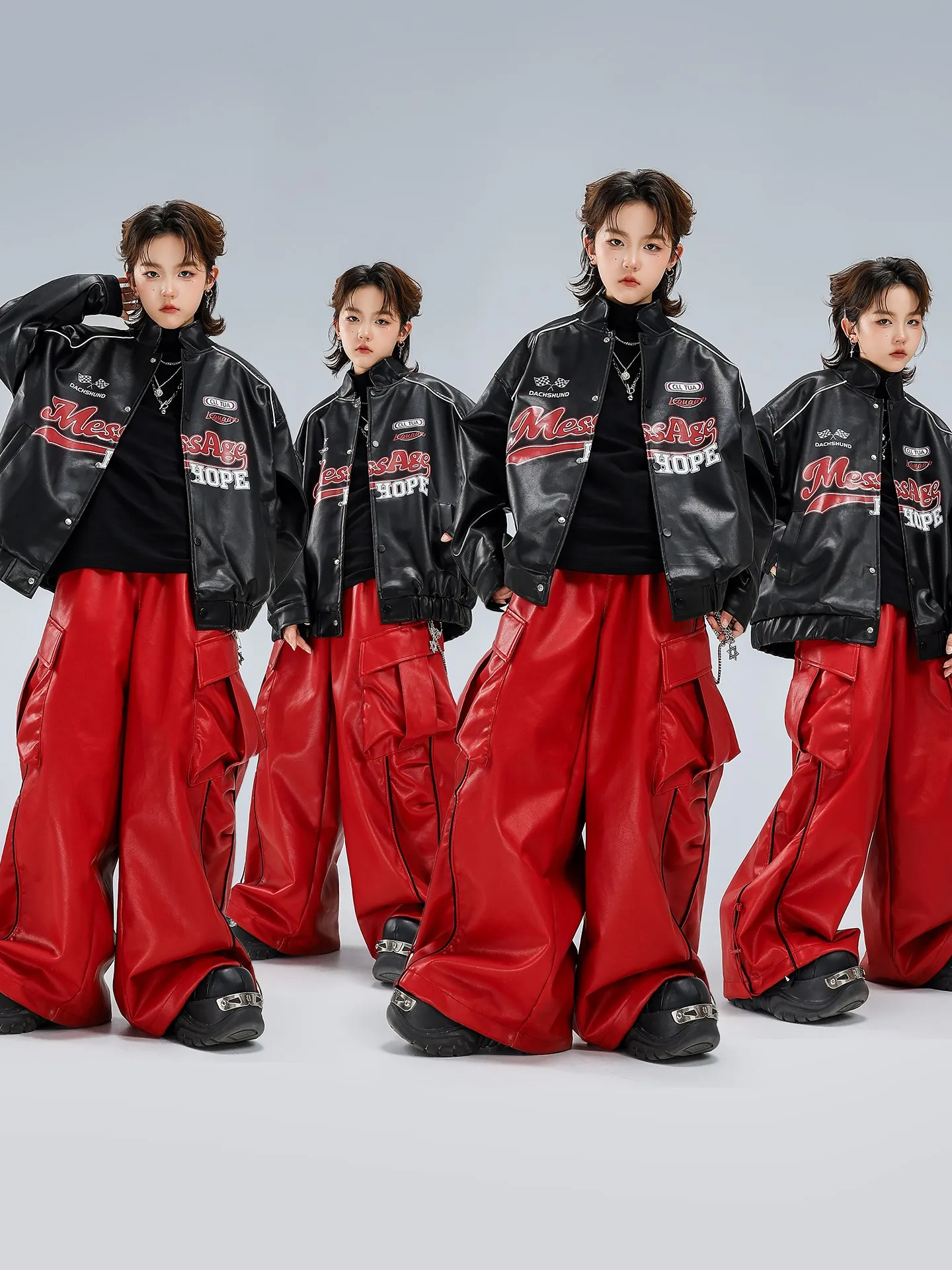 

Детская одежда для уличных танцев, свободная куртка для мальчиков, красные кожаные брюки-карго, мешковатые брюки с длинными рукавами, одежда для выступлений в стиле хип-хоп BL17806