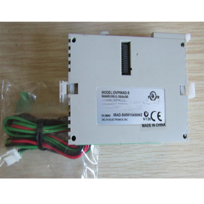 Controlador programable DVP06AD-S, expansión analógica fuente de alimentación CC de 6 canales