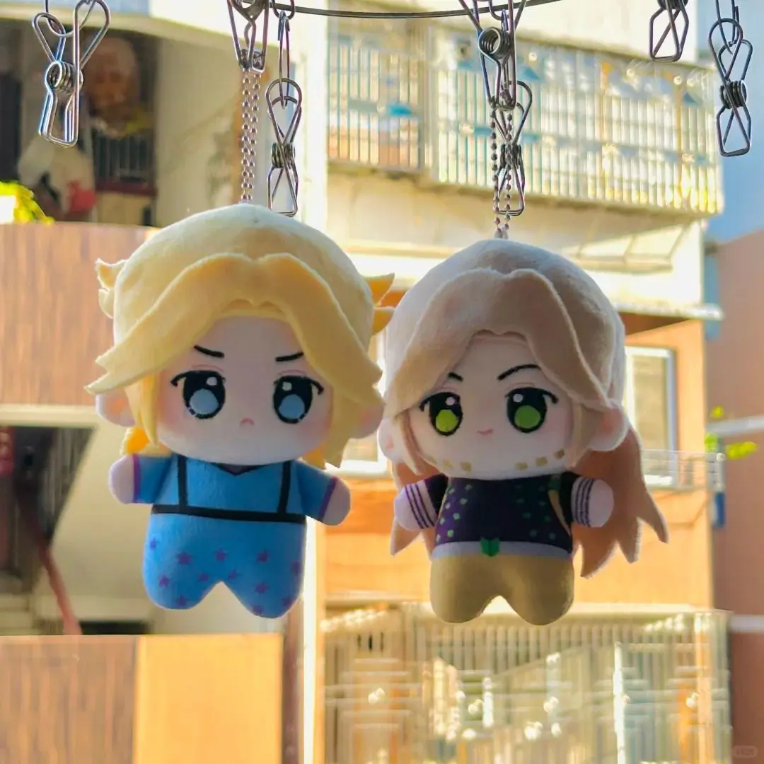 

Anime JOJO's Bizarre Adventure Jonathan Joestar Julius Caesar Zeppeli Attribute 10cm Cotton Doll Pendant Decoration Prop Gifts