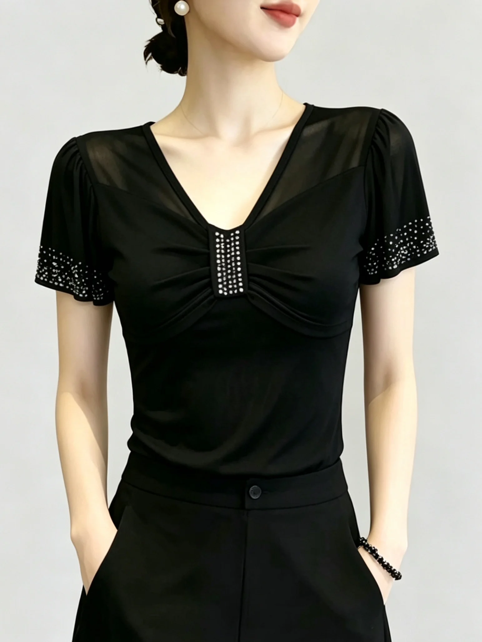 

Summer Women's Lace Short Sleeve V-Neck Slim Fit T-Shirt Diamond Embellished Korean Style Commute Wind Fashionable Top