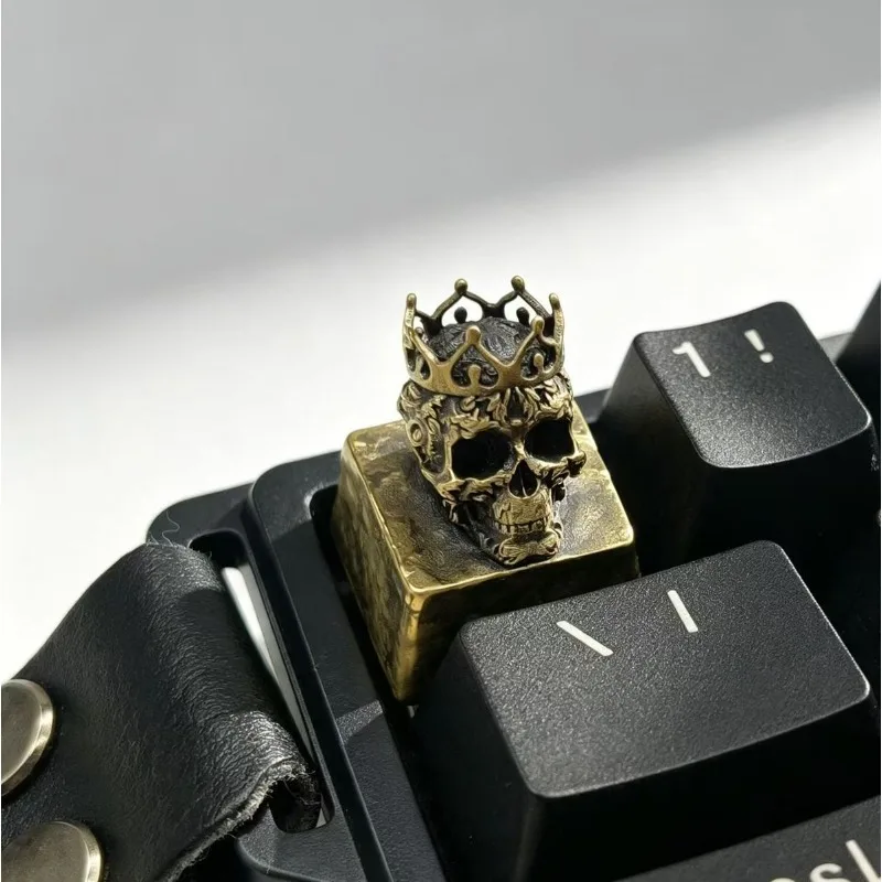 Original Skull Theme Mechanical Keyboard Metal Carving Custom Artisan Keycap PC Gaming Keyboard Point Keycap DIY Collect Gift