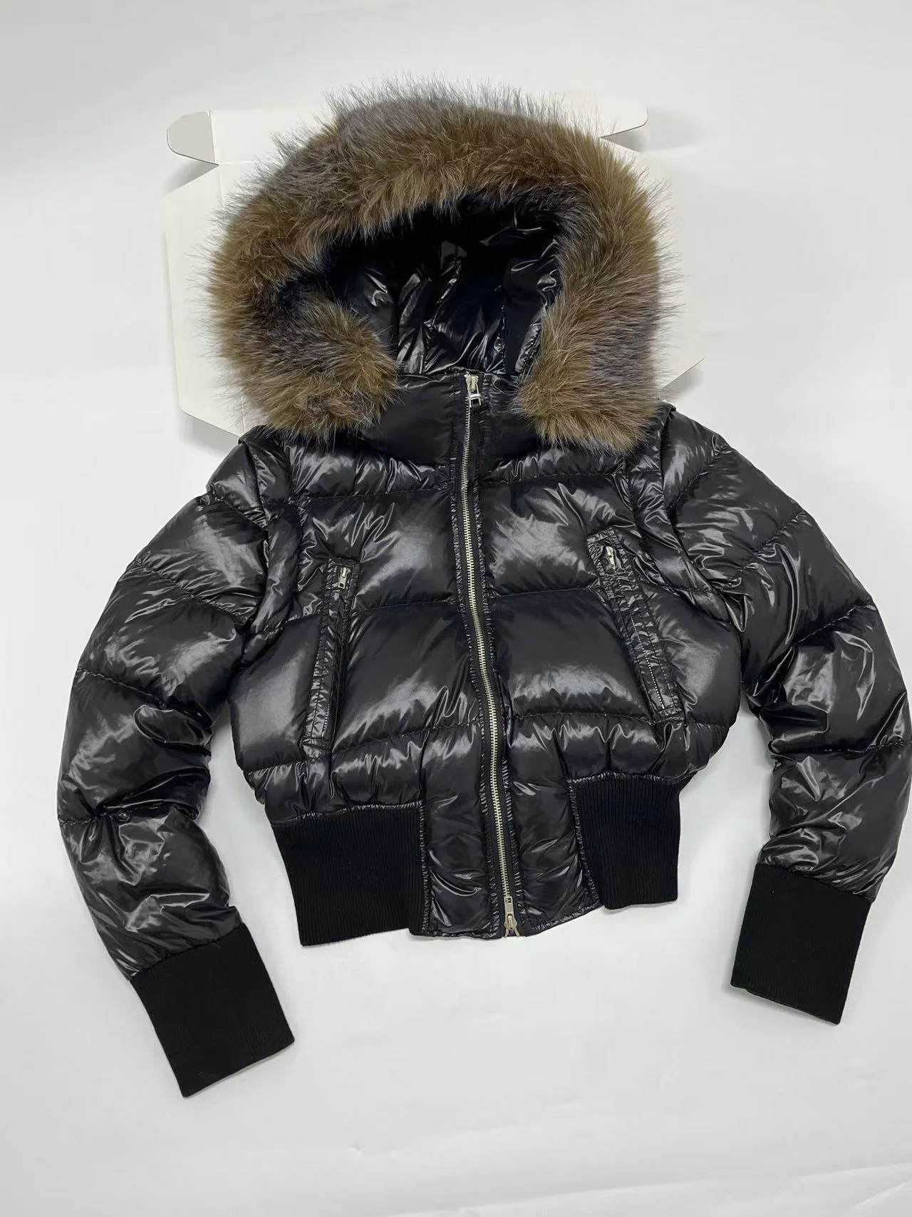 Women Cropped Puffer Jacket, Large Fluffy Faux Fur Hood Zip Up Slim Waist Winter Short Bubble Coat Y2K Streetwear Outerwear