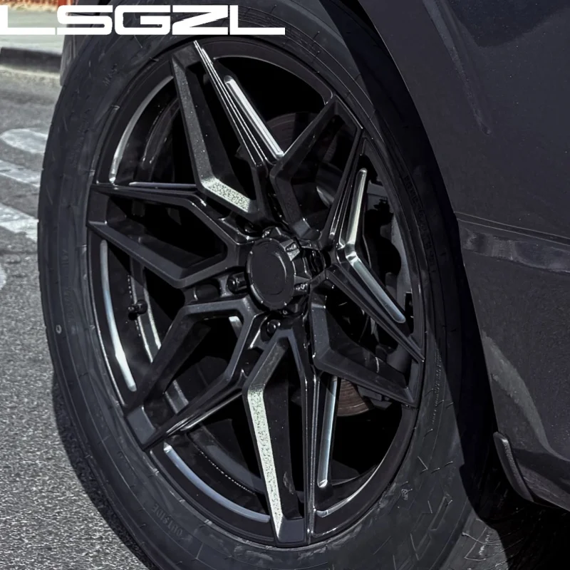 High Quality Universal Forged Wheels 17-22 Inch Reliable Car Accessories Custom Alloy Hub Rims Daily Vehicle Replacement Mainten
