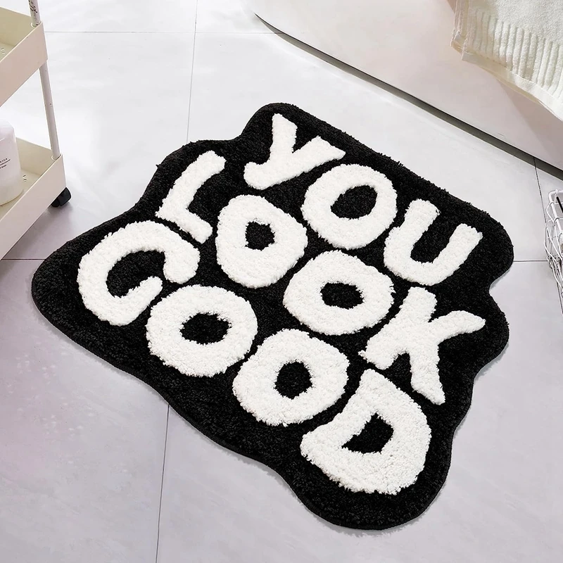 „You Look Good“, lustige Badematte, niedliche Badezimmerteppiche, Form, Fußmatte, saugfähig, getuftet, Duschteppich, Cartoon-Mikrofaser-Teppich