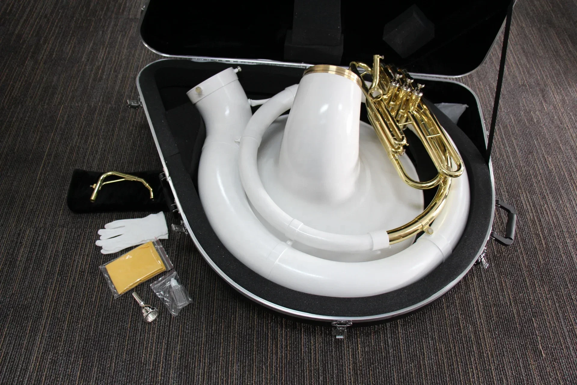 Sousaphone instrumento de latón subaphone de buena calidad a la venta subaphone lacado en oro de color blanco