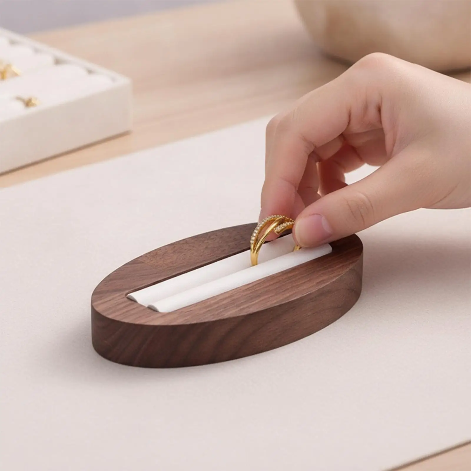 Oval Band Display Tray Compact Band Holder Tray Slim-Profile Soft for Market