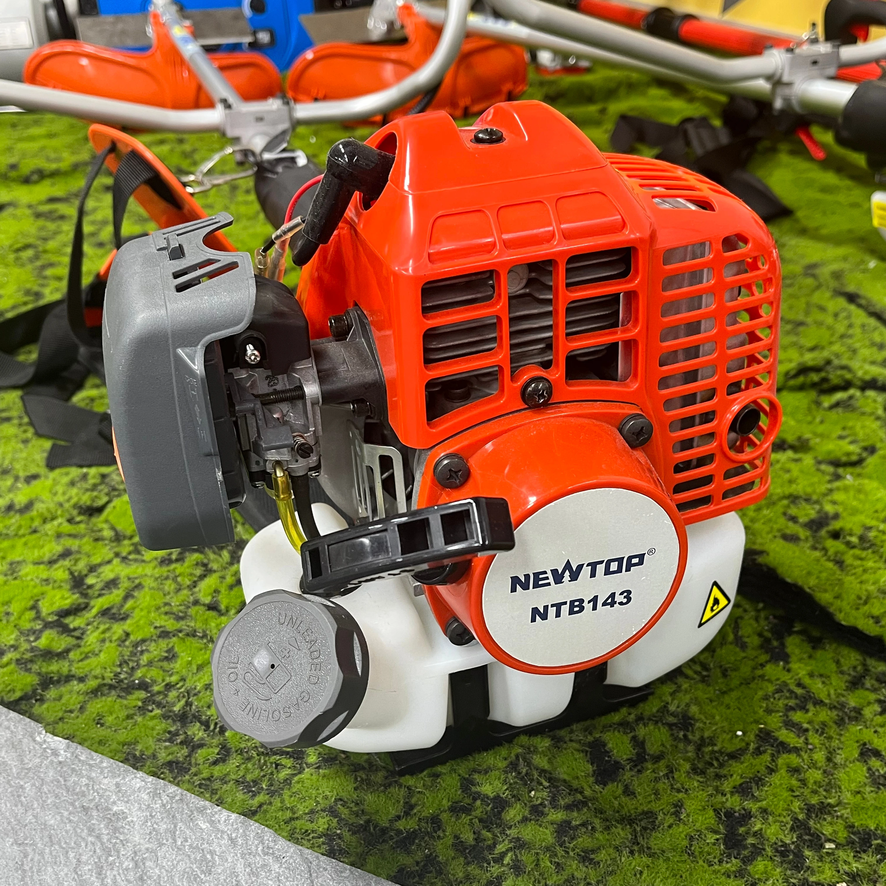 

Газонокосилка-триммер Guadanadora Hus143 для тяжелых работ, 1.5 кВт, для квадроциклов и UTV, а также для ландшафтных работ