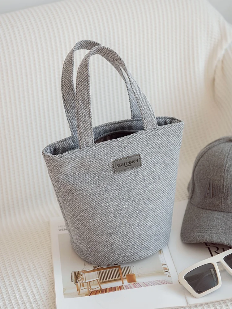 novo-2025-bolsa-buet-feminina-padrao-de-lona-saco-de-pano-simples-para-trabalho-pequeno-casual-cilindro-redondo-saco-portatil-commute