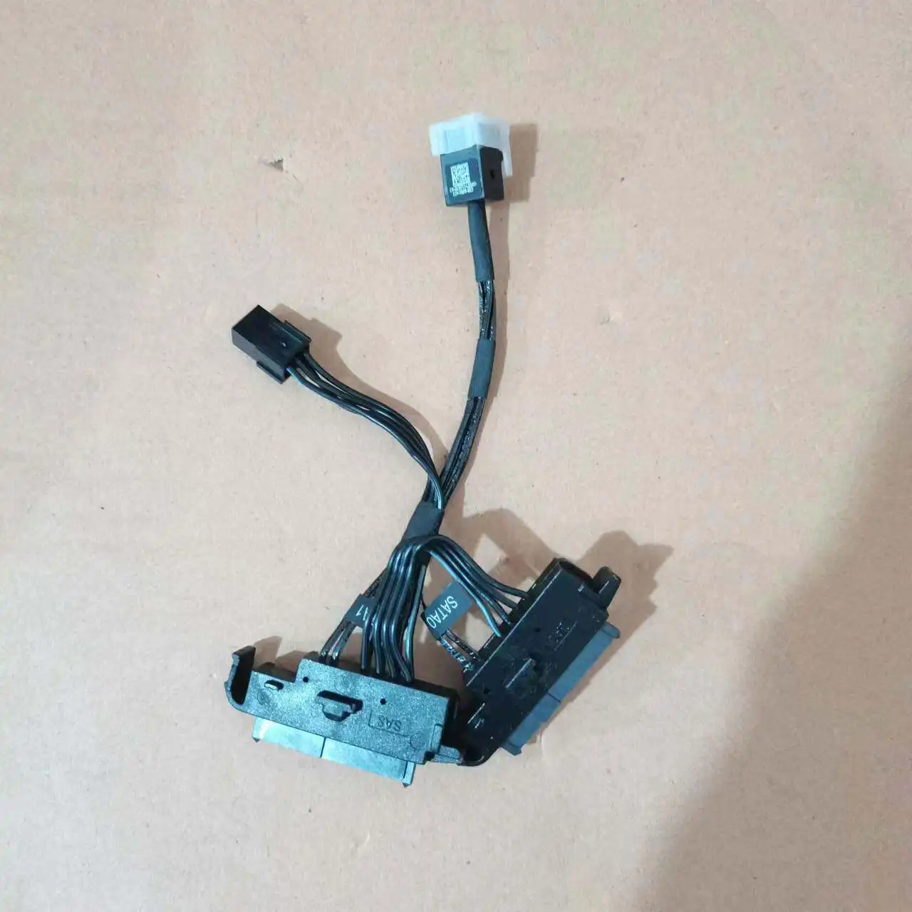 For Dell T7960 workstation, cold plate 1 drag 2 SATA data cable SFF8643 FLEX0 CNFTJ