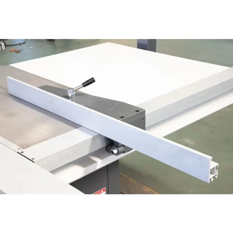 CNC Sliding Saw Fully Automatic Computer Control Wood Cutting Panel Machine for Precision Woodworking
