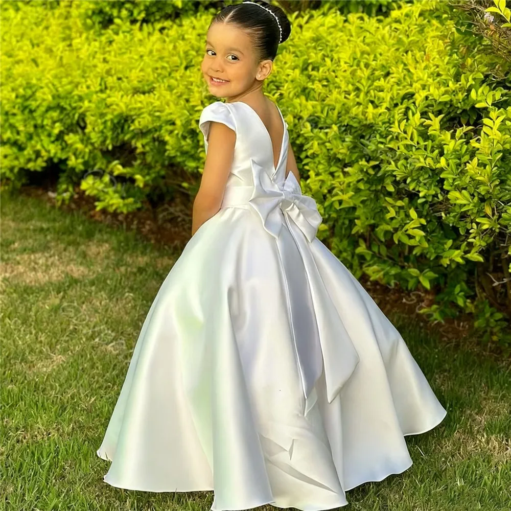 

Lovely Flower Girl Wedding Dress Satin with Bow Belt Princess Birthday Party Prom Dress Kids First Communion Gown Customized