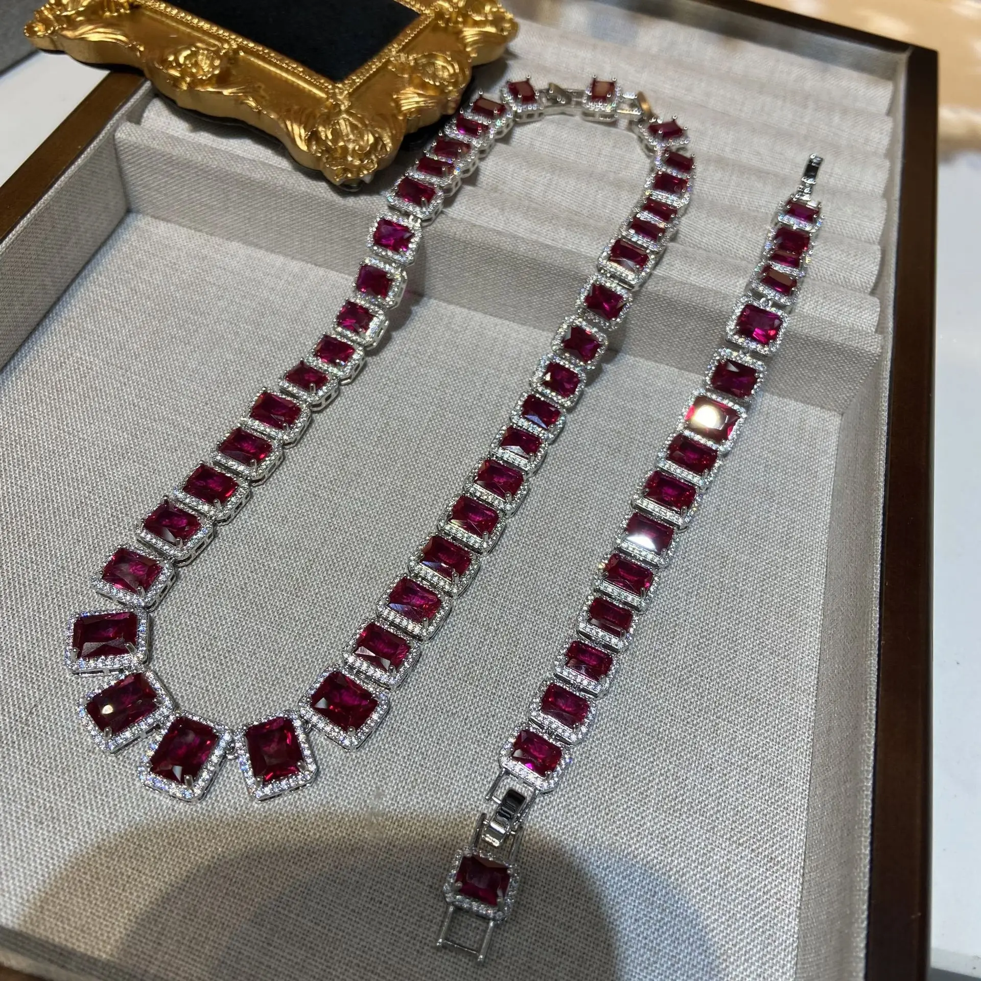 

Women's Square Ruby Necklace Bracelet Set 2025