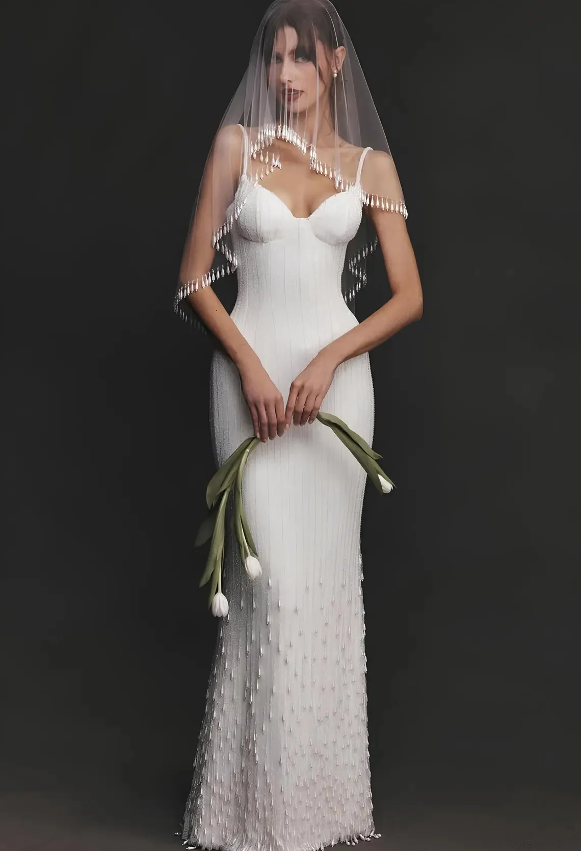 Bridal Blusher Veil 2 Layer Pearl Tassel Edge Shoulder Length Short Tulle Wedding Veil with Metal Comb Minimalist Elegant G201
