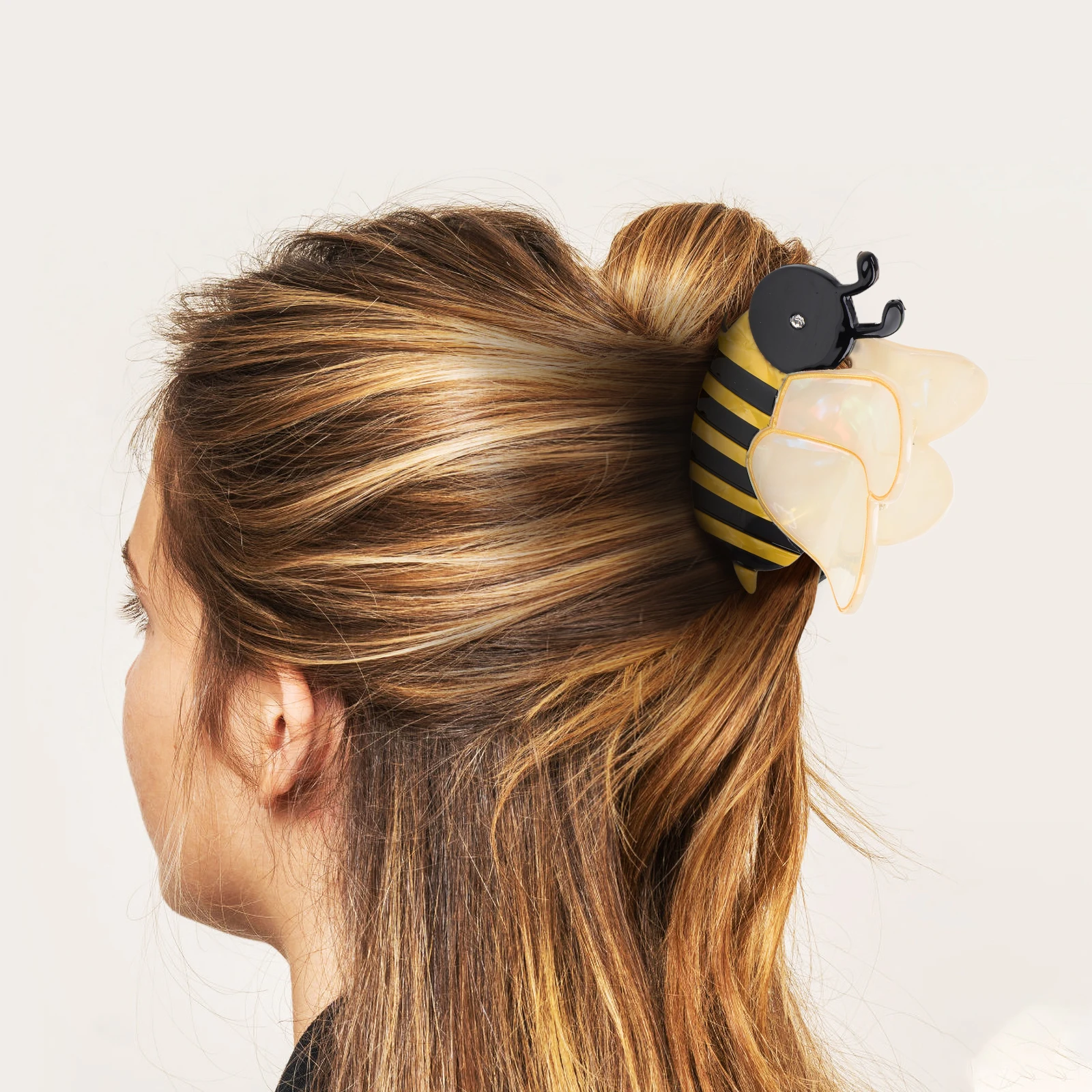 

Cartoon Hairpin Bee Accessories for Women Girls Acetic Acid Clips Cartoon Design Gentle Hair Piece