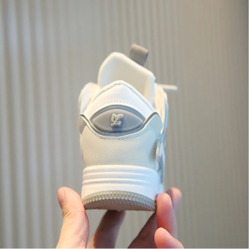 Детская кожаная повседневная обувь, противоскользящая всесезонная обувь с высоким берцем для мальчиков и девочек от 4 до 6 лет, белая спортивная обувь на мягкой подошве