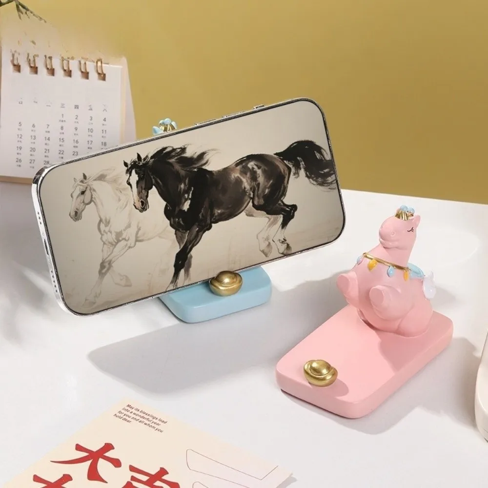 

Лошадь-талисман Зодиак Пони Держатель для телефона Смола Маленький орнамент Подставка для мобильного телефона Форма пони Год лошади Кронштейн для мобильного телефона