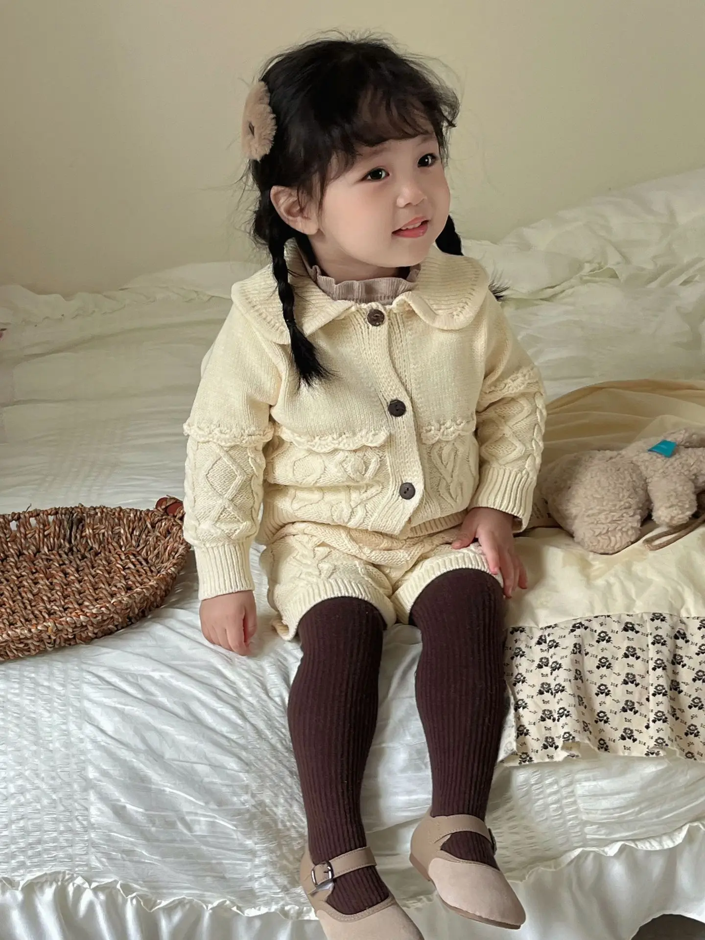 

Jenny&Dave Children's clothing Autumn and winter Fried Dough Twists suit Yuanbao collar hand hook vintage suit top+shorts 2-piec