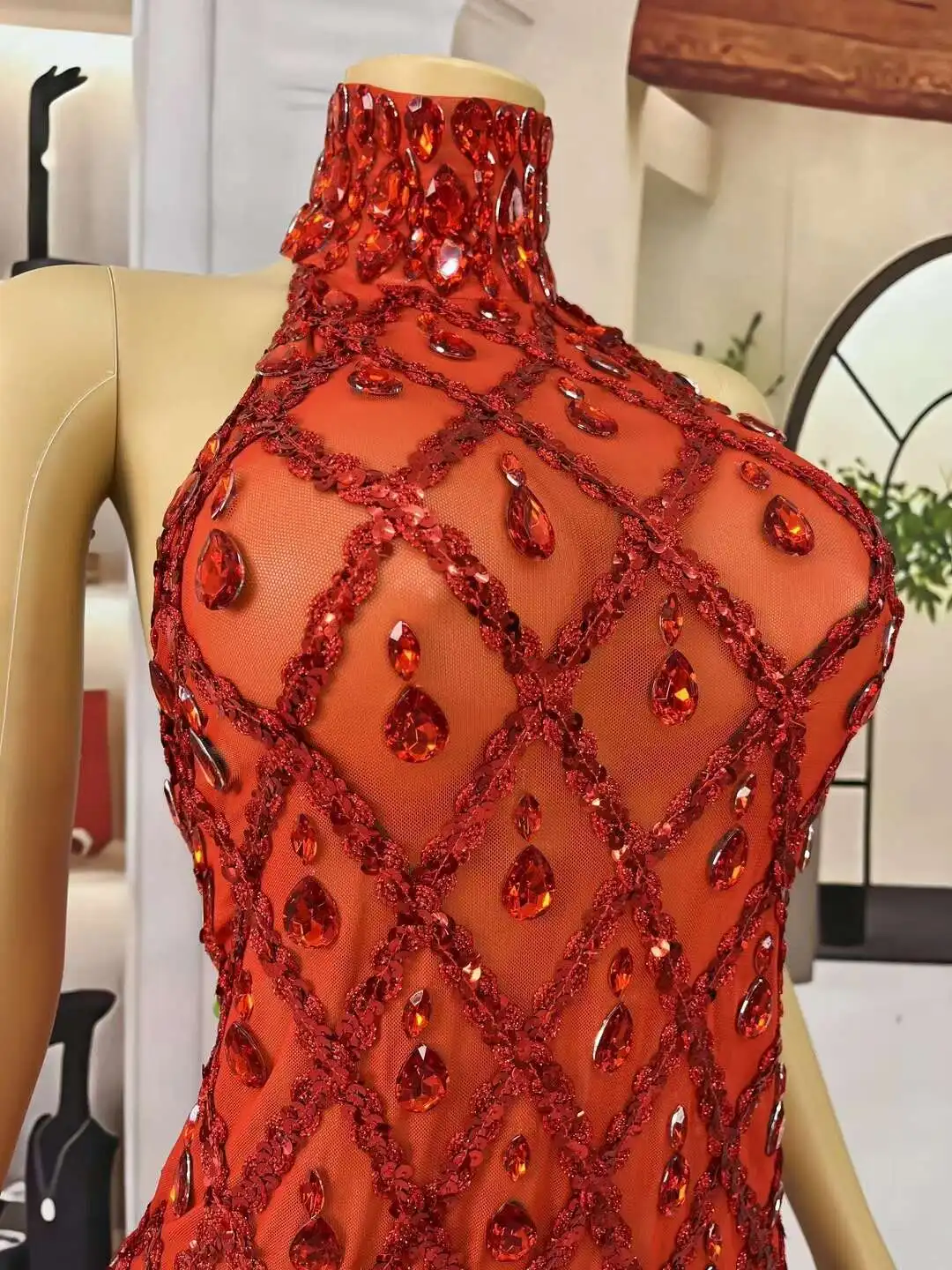 Frauen glänzend rot Strass Pailletten Kleid Abend Abschluss ball Geburtstags kleid transparente Leistung Sänger Club Host Kleid Shaokaojia