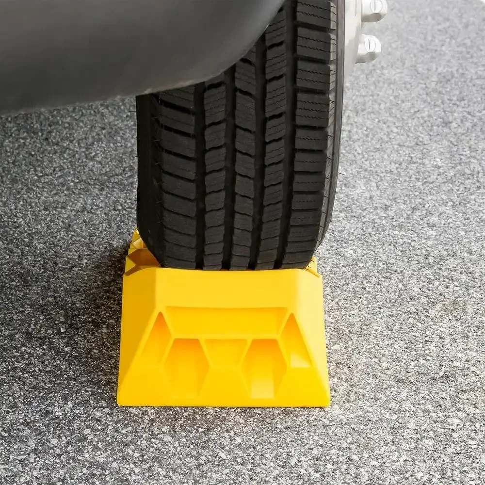 Camco Camper/RV Super Tri-Leveler - Features Heavy Duty Trailer Ramp Design w/3 RV Leveling Heights of 2”, 3.5”, and 5” & Built-