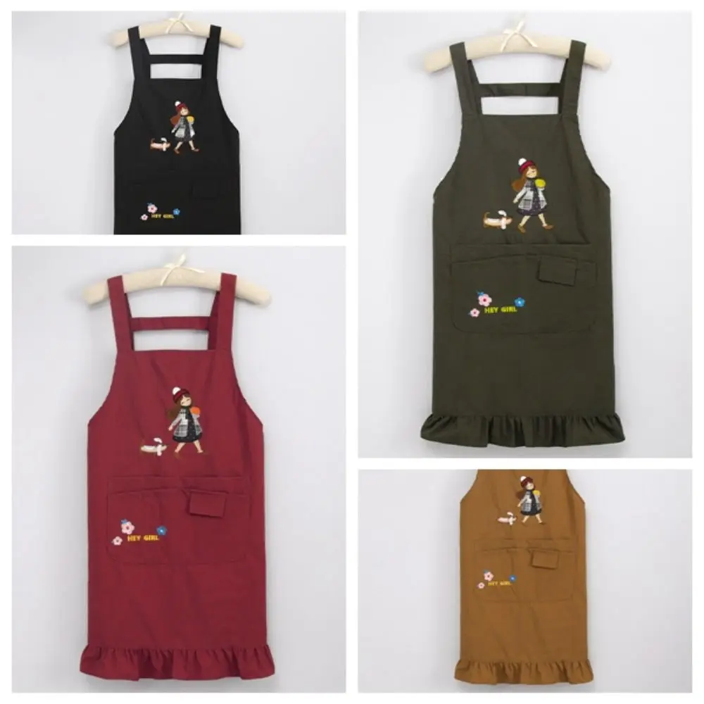 

Waterproof Fashionable Apron with Large Pocket Oil-proof Waiter Apron Breathable Antifouling Baking Apron Female