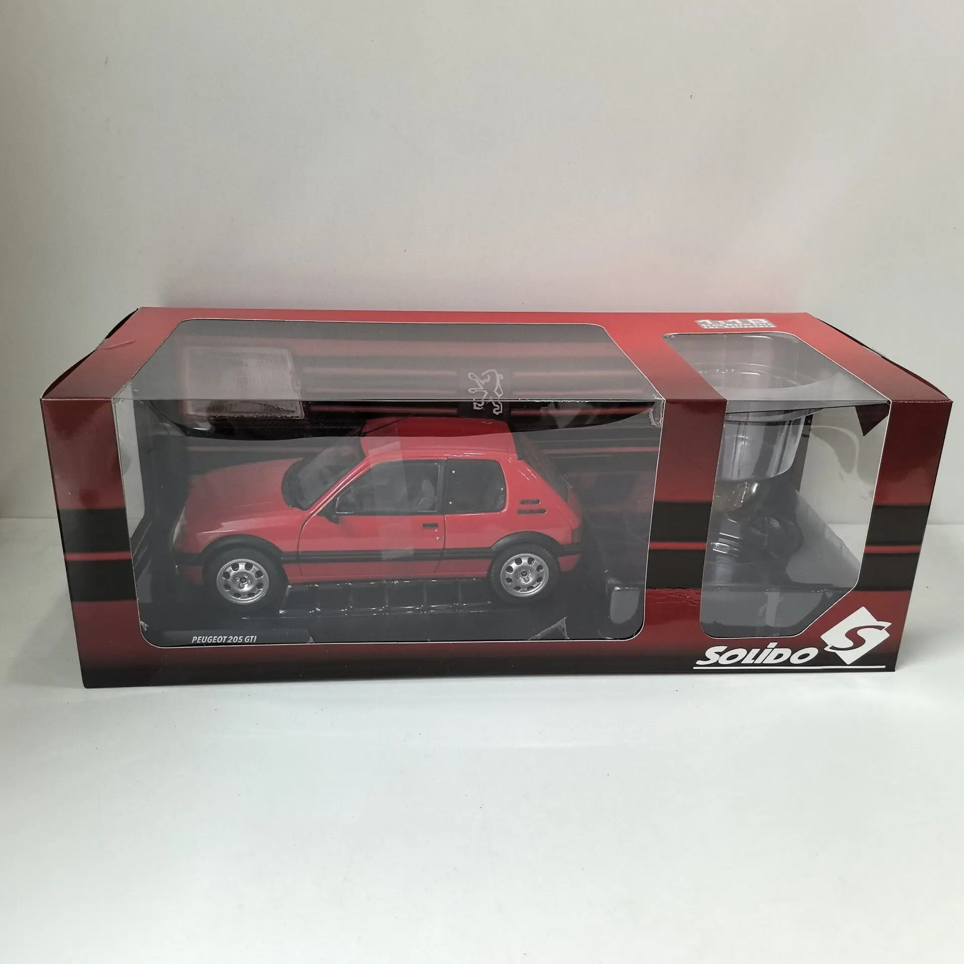 There Are Some Adhesive Marks on The Windshield Wipers Diecast SOLIDO 1/18 Scale PEUGEOT 205 GTI 1988 W6 Alloy Car Model