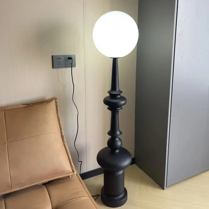 

Vintage Roman Designer Floor Lamps Creative Loft Living Room Black Resin Standing Lamp Indoor Decor Bedroom Study Table Lights