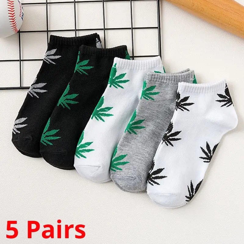 

5 Pairs Maple Leaf Men's Short Socks Version Trendy Street Hip Hop Skateboard Ins Low Top Basketball Boat Socks