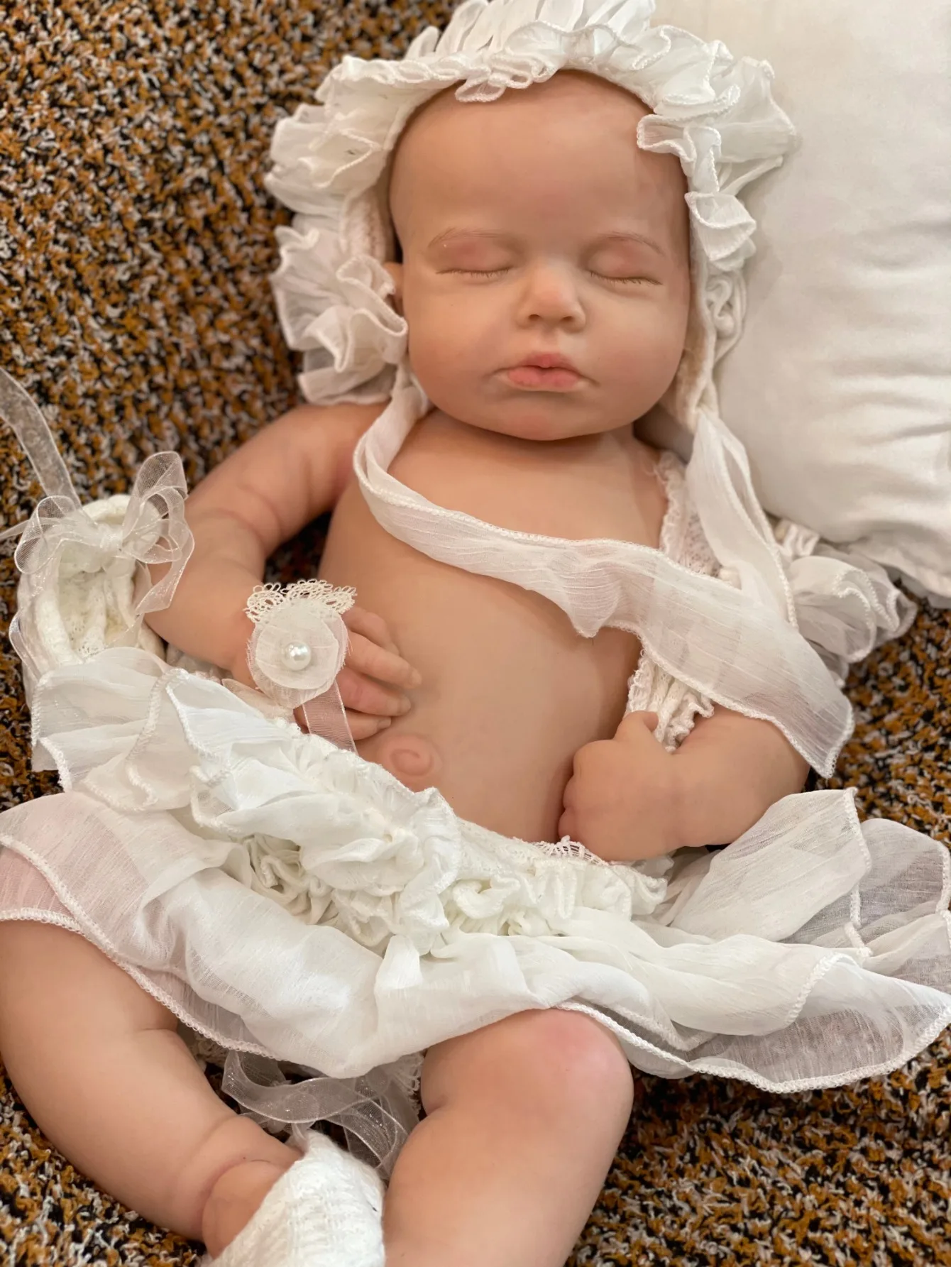 45 cm Sleeping Solid Silicone Reborn Doll Loulou Bebe Lifelike Newborn Doll 3D Painted Bebe Newborn Doll