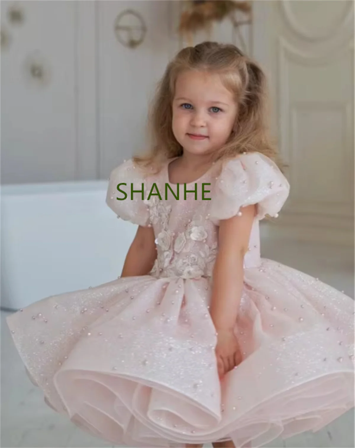 Robe de fête d'anniversaire pour petites filles, personnalisée, avec nœud, dentelle florale, perles, longueur aux genoux, robe de première Communion