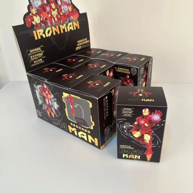 Caja ciega personalizada de dibujos animados de Marvel, juguetes periféricos de películas de Iron Man, decoración de adorno, regalo de cumpleaños para niños