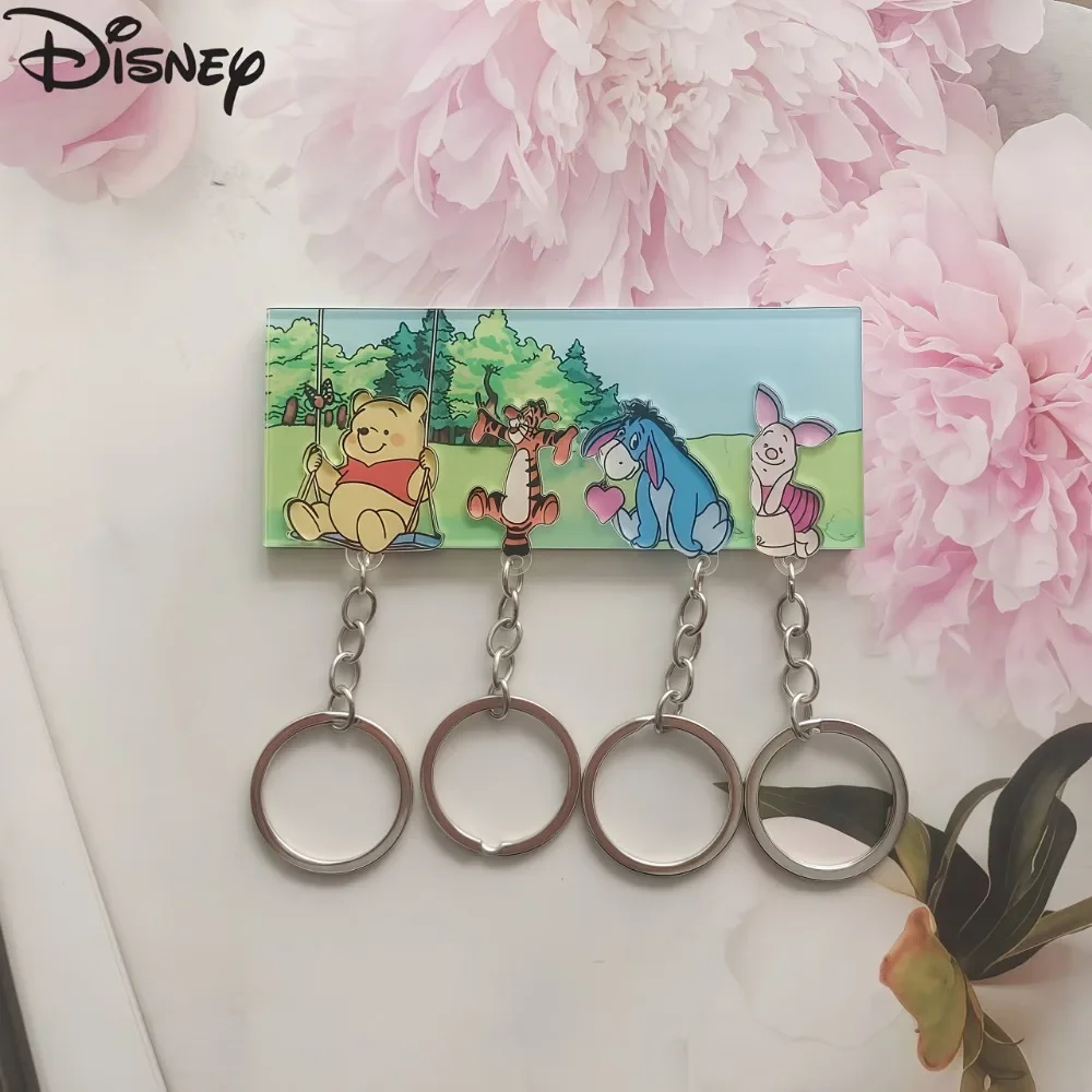 4pcs Cute Winnie the Pooh, Tigger & Piglet Keychains, unisex. Lovely cartoon design, also works as fridge decorations.