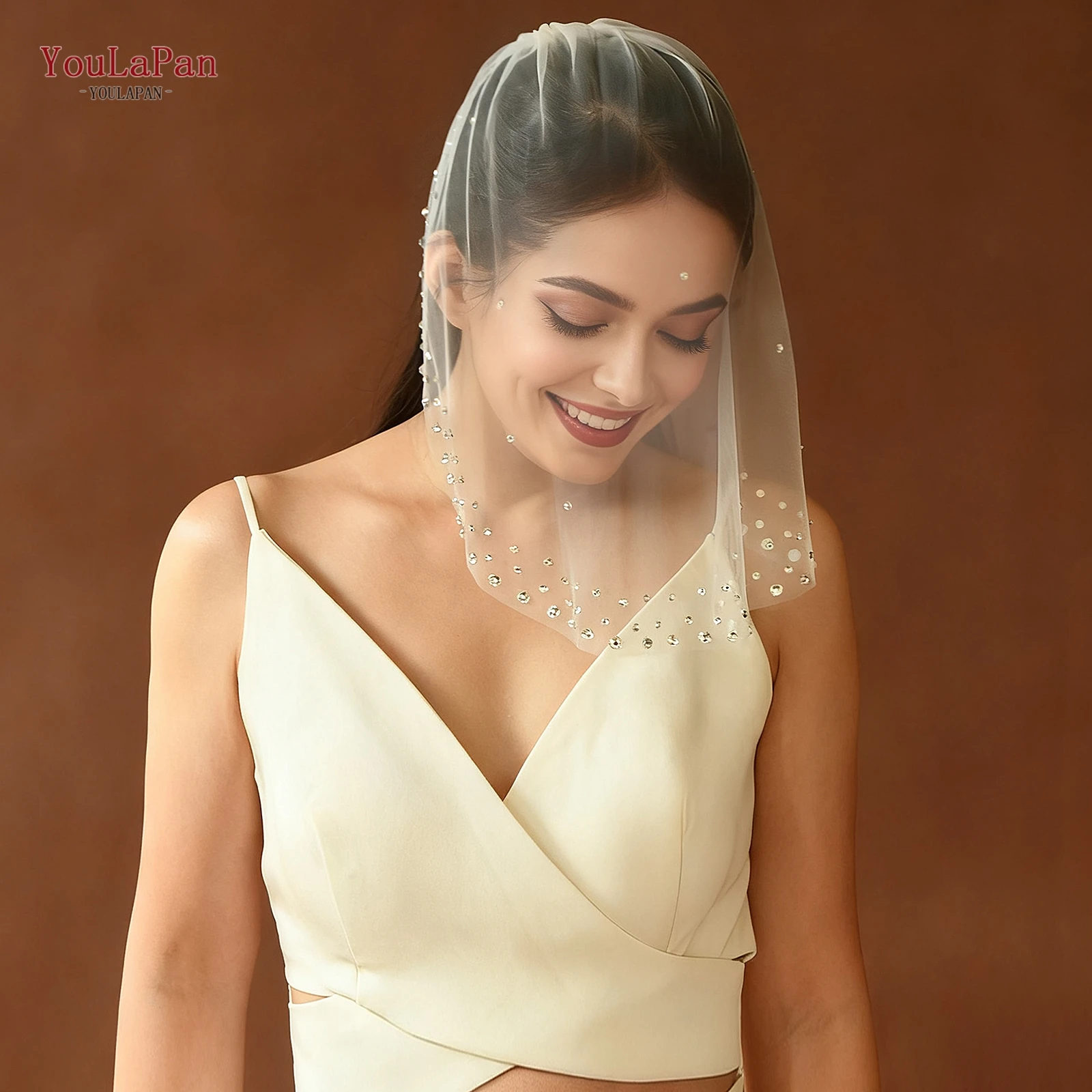 Youlapan Ma06 حجر الراين الزفاف أحمر الخدود الحجاب بلينغ بلينغ اكسسوارات الزفاف الزفاف مع مشط الشعر أحمر الخدود الحجاب للتخصيص