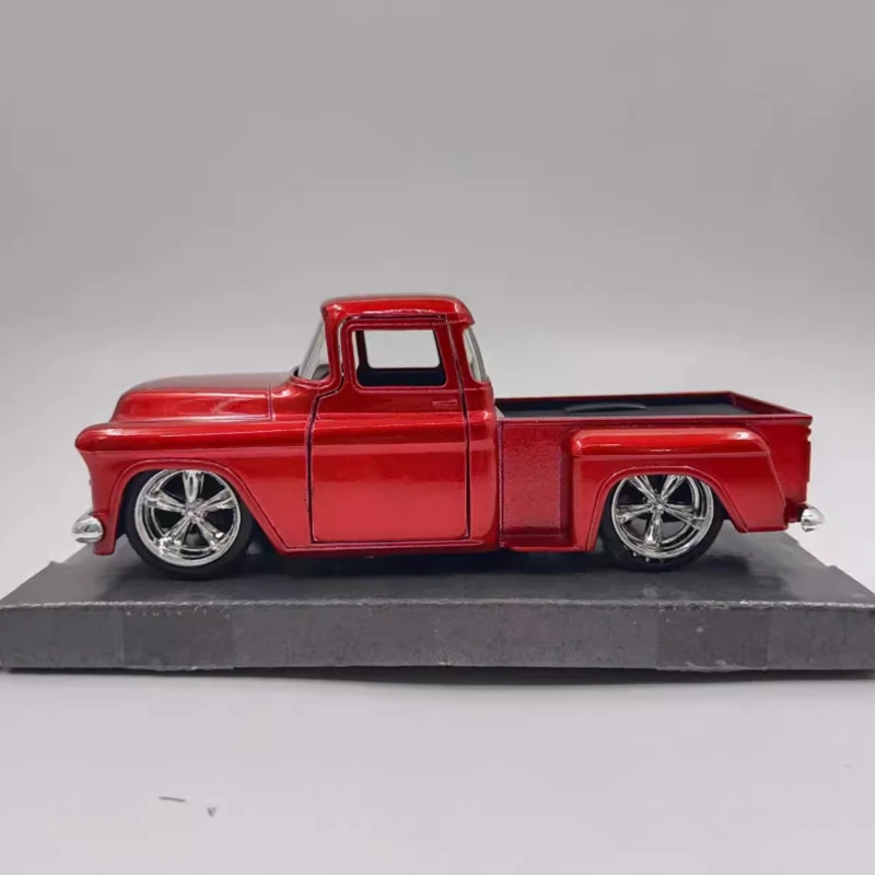 Jada 1:32 Scale 2011 F-150 Red Pickup Alloy Simulation Car Model Static Collection Decorated Holiday Gifts Toys Souvenir Gift