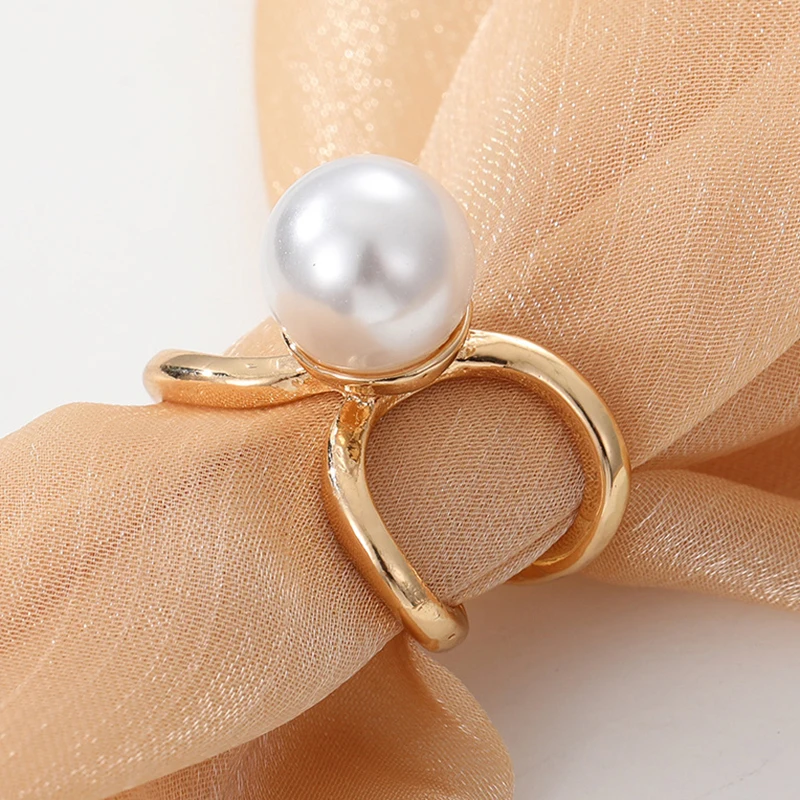 

Fashion Scarves Buckle Women Brooches High-Grade Scarfs Buckles Stainless Steel Ring Scarf Clip Metal Brooch