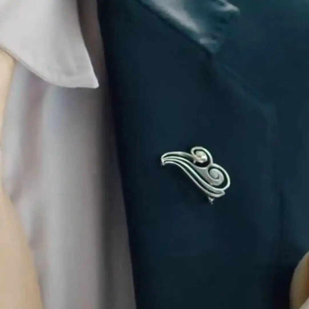 Thailand drama Love In The Air Fort Peat Bossnoeul FortPeat trend fashion wind brooch necklace gift