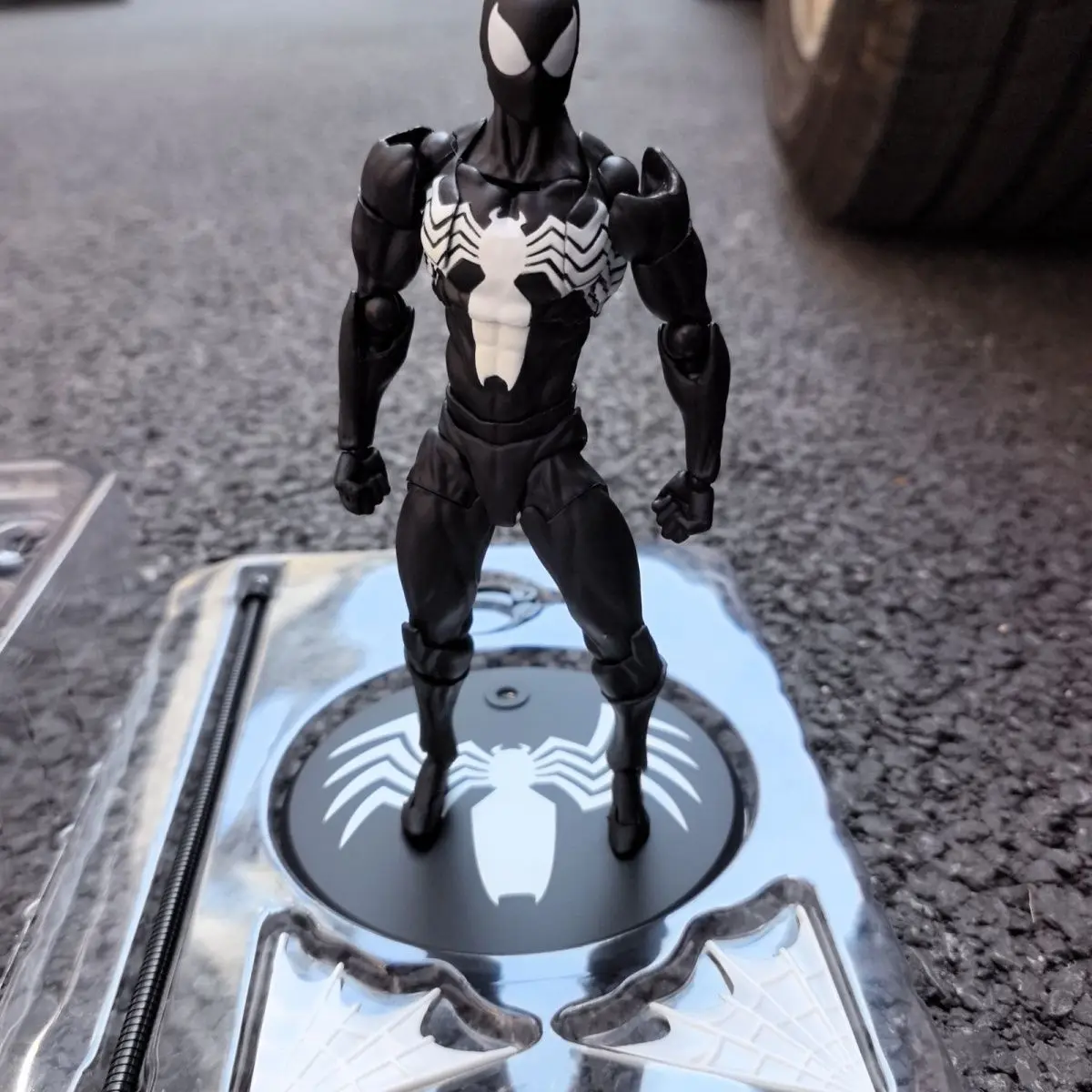 ニューメストトイズ スパイダーマン フィギュア スーペリア ブラック