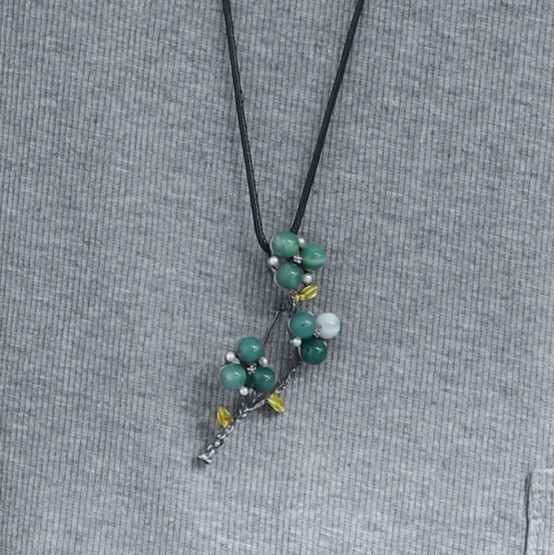 Creative Vintage Natural Stone Branch Flower Inlaid Rhinestone Brooch Pin Clothing Accessories